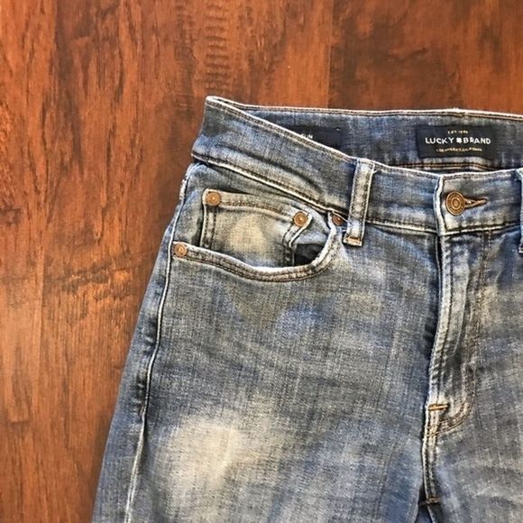 Lucky Brand Slim Fit Blue Distressed Jeans Size: 28X32 - Picture 4 of 12